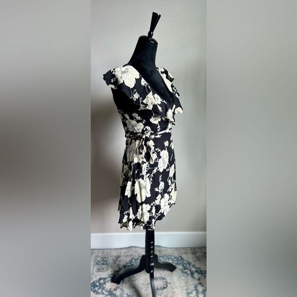 Free People Women's "French Quarter" Floral Boho Chic Cowgirl Wrap Dress Size XS - Picture 3 of 8